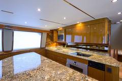 2010 VIKING ENCLOSED FLYBRIDGE "WASABI" photo 6