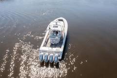 2020 BLACK WATER BOATS 43 Sportfish "GREY GOOSE" photo 4