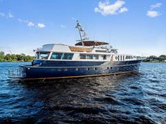 1973 BURGER BOAT COMPANY Raised Pilothouse Motor Yacht "CHANTICLEER" photo 5