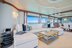 2004 CRESCENT YACHTS Raised Pilothouse "RISK AND REWARD" photo 4