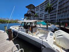 2022 BOSTON WHALER 360 Outrage "2023 BOSTON WHALER 360 OUTRAGE" photo 2
