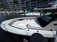 2022 BOSTON WHALER 360 Outrage "2023 BOSTON WHALER 360 OUTRAGE" photo 7