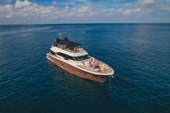 2015 MONTE CARLO YACHTS 86 "BAYC ASIA" photo 7