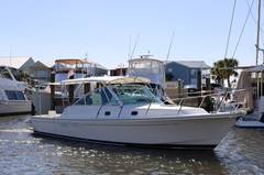2013 HUNT YACHTS Harrier 36 "LUNA" photo 5