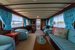 1970 TRUMPY Houseboat "ABSOLUTE" photo 3