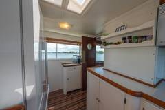 1970 TRUMPY Houseboat "ABSOLUTE" photo 7