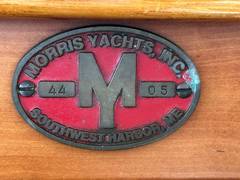 2000 MORRIS YACHTS Wolf Class 44 "TARA JEANNE" photo 2