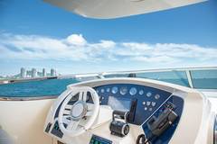 2010 AZIMUT YACHTS Grande "AZIMUT 105" photo 5
