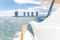 2010 AZIMUT YACHTS Grande "AZIMUT 105" photo 6