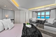 2015 AZIMUT YACHTS 55S "LITHIUM" photo 3