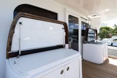 2014 HATTERAS 80 Motor Yacht "RITZ SEA" photo 9