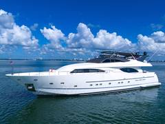 2002 FERRETTI "FERRETTI YACHTS CUSTOM LINE 94" photo 6