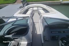 2018 COBALT 26SD "." photo 6