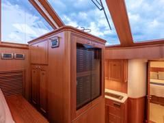 2014 HUNT YACHTS 44 "REMEDY" photo 4