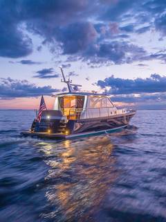 2014 HUNT YACHTS 44 "REMEDY" photo 5