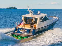2014 HUNT YACHTS 44 "REMEDY" photo 8