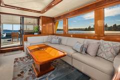 2014 HAMPTON YACHTS 720 Skylounge LRC "LA BELLA VITA II" photo 6