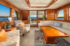 2014 HAMPTON YACHTS 720 Skylounge LRC "LA BELLA VITA II" photo 8