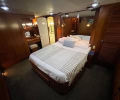 1999 MIKELSON Long-Range Luxury Sportfisher "64 FT 1999 MIKELSON LONG-RANGE LUXURY SPORTFISHER, SWELLS" photo 5