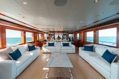 2009 WESTPORT TRI-DECK "BLUE TIME" photo 2