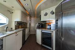 2000 DESTINY Flybridge Motoryacht "AQUA" photo 7