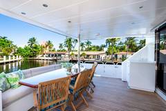 2007 HARGRAVE CUSTOM YACHTS Raised Pilothouse "MOJITO" photo 4
