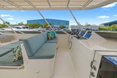 1999 TRINITY YACHTS Raised Pilothouse "DIRT POOR" photo 8