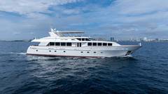 1999 TRINITY YACHTS Raised Pilothouse "DIRT POOR" photo 1