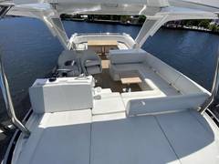 2017 SUNSEEKER Predator "-" photo 9