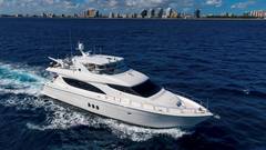 2007 HATTERAS 80 "GALLOPIN" photo 1