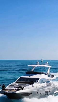 2018 AZIMUT YACHTS 66 Flybridge "XAX66046F718" photo 3