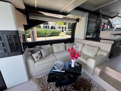 2018 AZIMUT YACHTS 66 Flybridge "XAX66046F718" photo 5