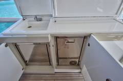 2017 AZIMUT YACHTS 64 Flybridge "GRATITUDE" photo 4