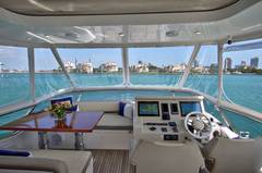 2017 AZIMUT YACHTS 64 Flybridge "GRATITUDE" photo 9