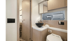 2025 AZIMUT YACHTS 53 Fly "2025 AZIMUT 53 FLY" photo 9