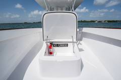 2018 BONADEO BOATWORKS 37 WACC "EFFORTLESS" photo 9