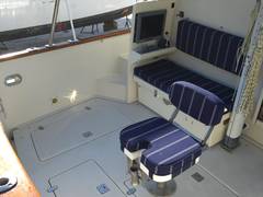 2004 LEGACY YACHTS Sedan Flybridge "LINDY" photo 3