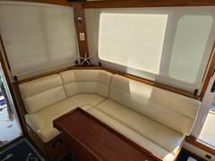 2004 LEGACY YACHTS Sedan Flybridge "LINDY" photo 5