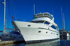 2004 HARGRAVE Custom 68 Open Flybridge "MELODIOUS LL" photo 4