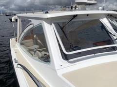 2007 BOSTON BOAT WORKS MJM 34z Hardtop Express "BONNE FETE" photo 7