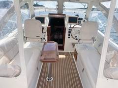 2007 BOSTON BOAT WORKS MJM 34z Hardtop Express "BONNE FETE" photo 8
