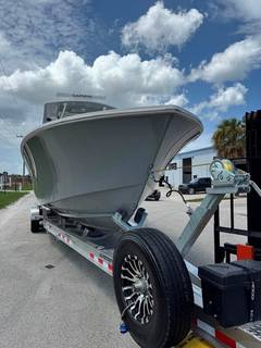 2024 INVINCIBLE 33 Catamaran "-" photo 8