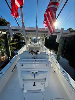 2024 INVINCIBLE 33 Catamaran "-" photo 6