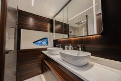 2025 SUNSEEKER 88 Yacht "HIDEOUT" photo 4
