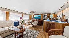 1989 HATTERAS 70 Motor Yacht "TOP GUN" photo 8