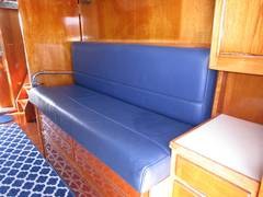 1986 BURGER BOAT COMPANY Flush Deck with Flybridge "SHEPSL X" photo 6