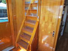 1986 BURGER BOAT COMPANY Flush Deck with Flybridge "SHEPSL X" photo 7