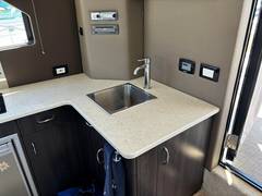 2014 CARVER YACHTS C34 "AQUEOUS SOLUTION" photo 6