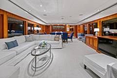 1998 BURGER BOAT COMPANY Raised Pilothouse "SILVER SEAS" photo 2