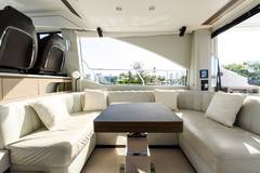 2023 AZIMUT YACHTS 50 FLY "ANDROMEDA" photo 6